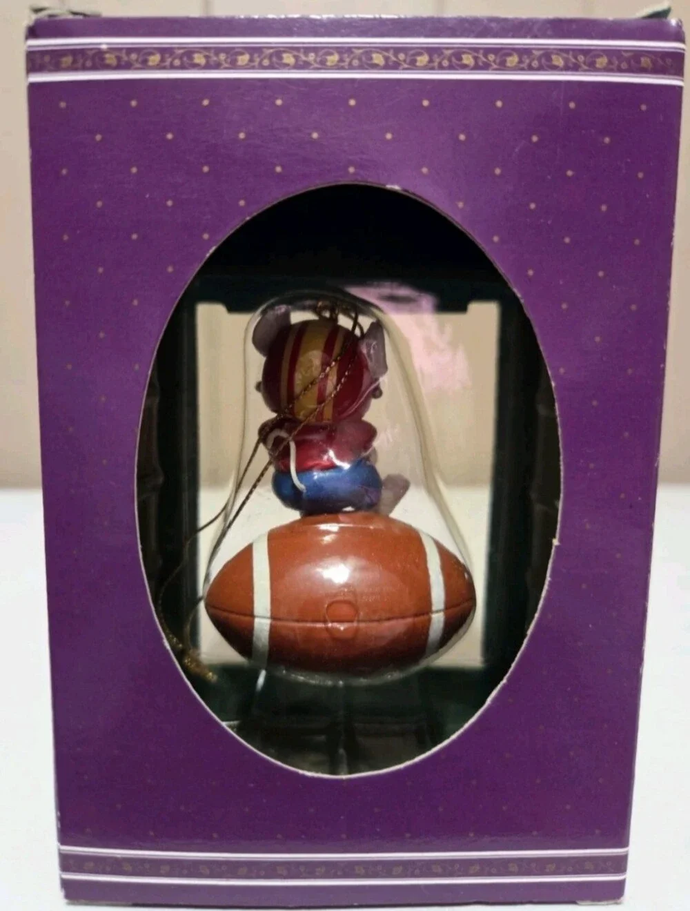 Vintage Mistletoe Magic Collection Ornament